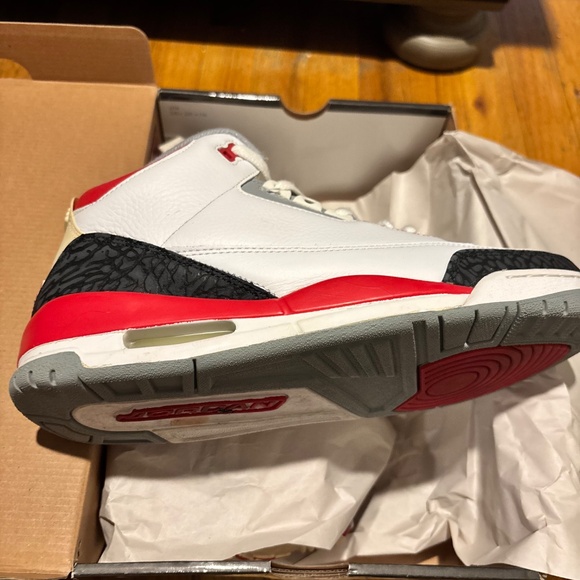 2007 Air Jordan 3 Retro Fire Red
